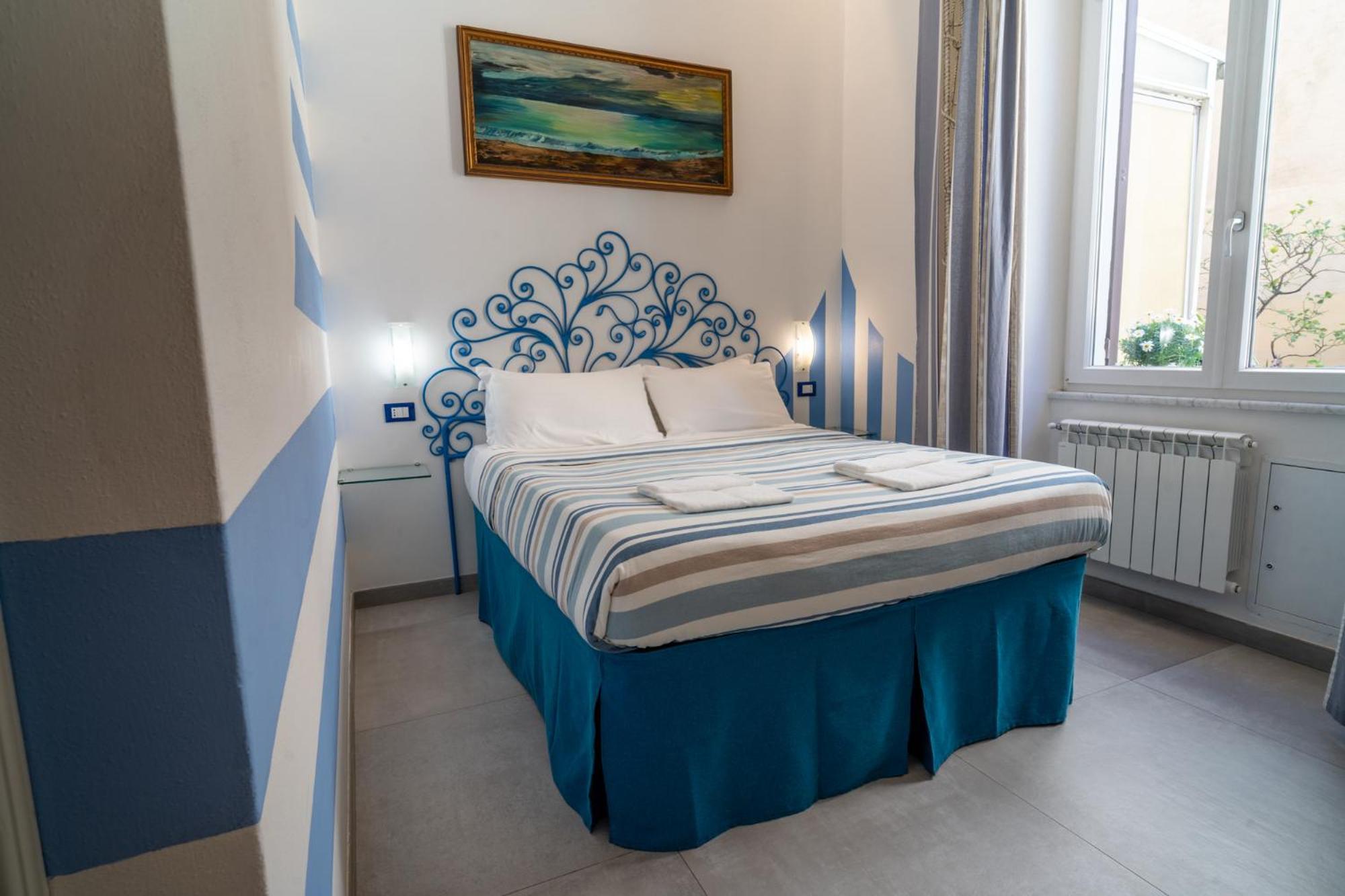 Teresa Rooms & Suites La Spezia Bagian luar foto