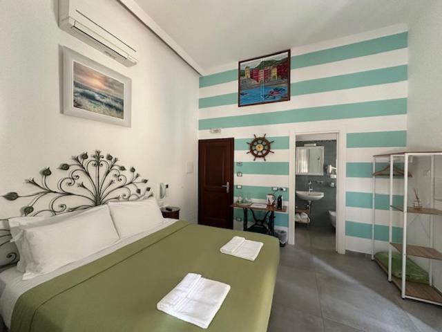 Teresa Rooms & Suites La Spezia Bagian luar foto